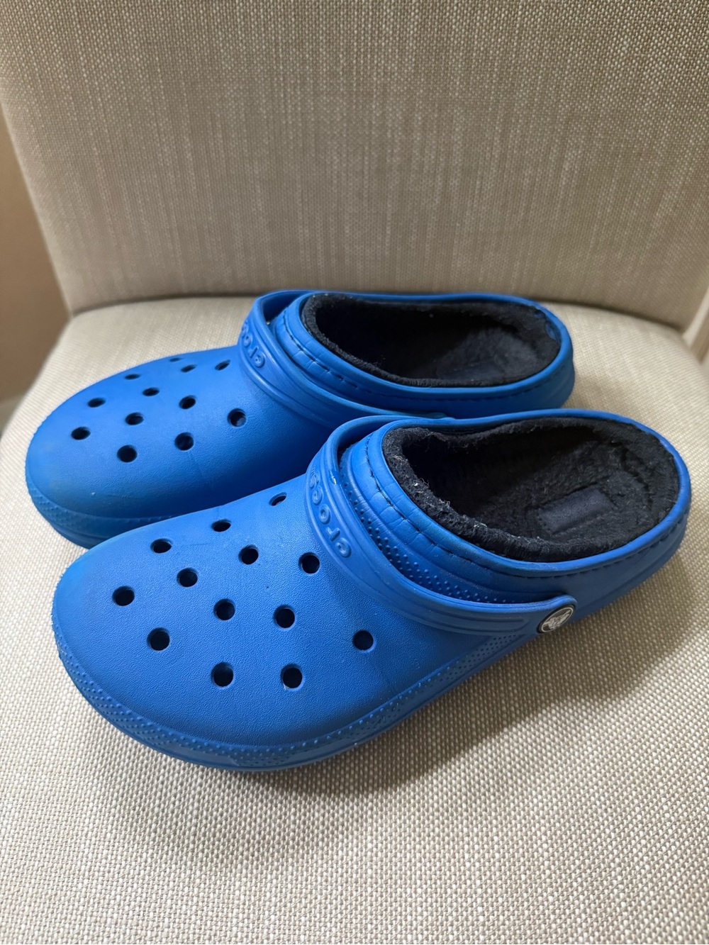Kids Blue Crocs with Fleece Lining